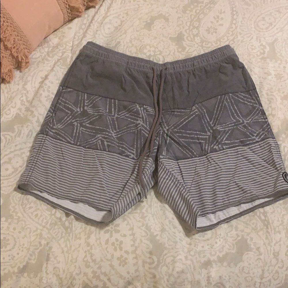 Volcom men's swim trunks XL